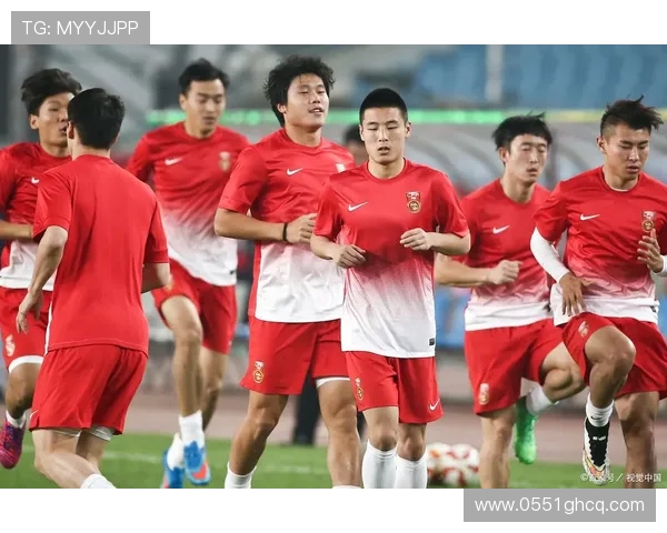 国足热身赛惊险逆转取胜年轻球员闪耀全场展现崭新战斗精神