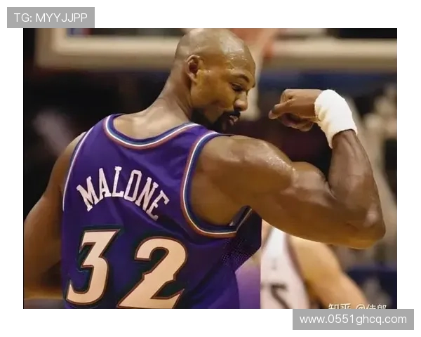 摩西马龙如何凭借内线统治力改变NBA历史格局并影响后辈球员成长