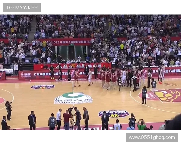 印度男篮对决马来西亚队全力以赴争夺亚洲篮球赛胜利荣耀