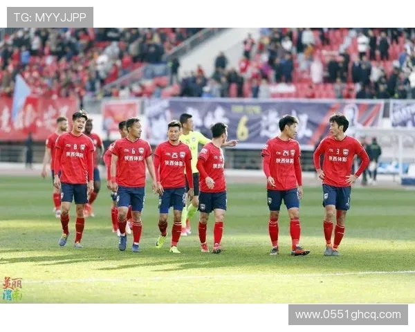 大秦之水与杭州绿城的精彩对决展现足球魅力与团队精神